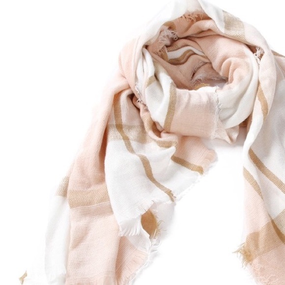 fairlygirly Accessories - 💥 SALE Peaches n Cream Ultra Plush Blanket Scarf